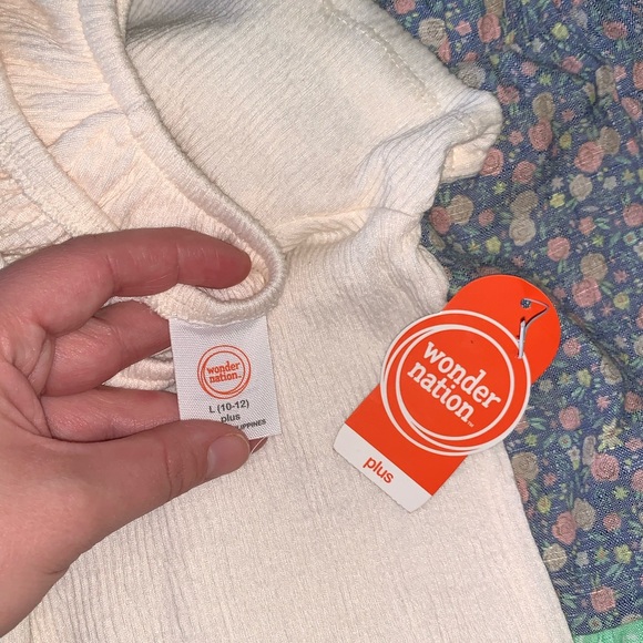 Wonder Nation NWT tiered skirt/shirt & scrunchie outfit set L 10/12 plus - Picture 5 of 5